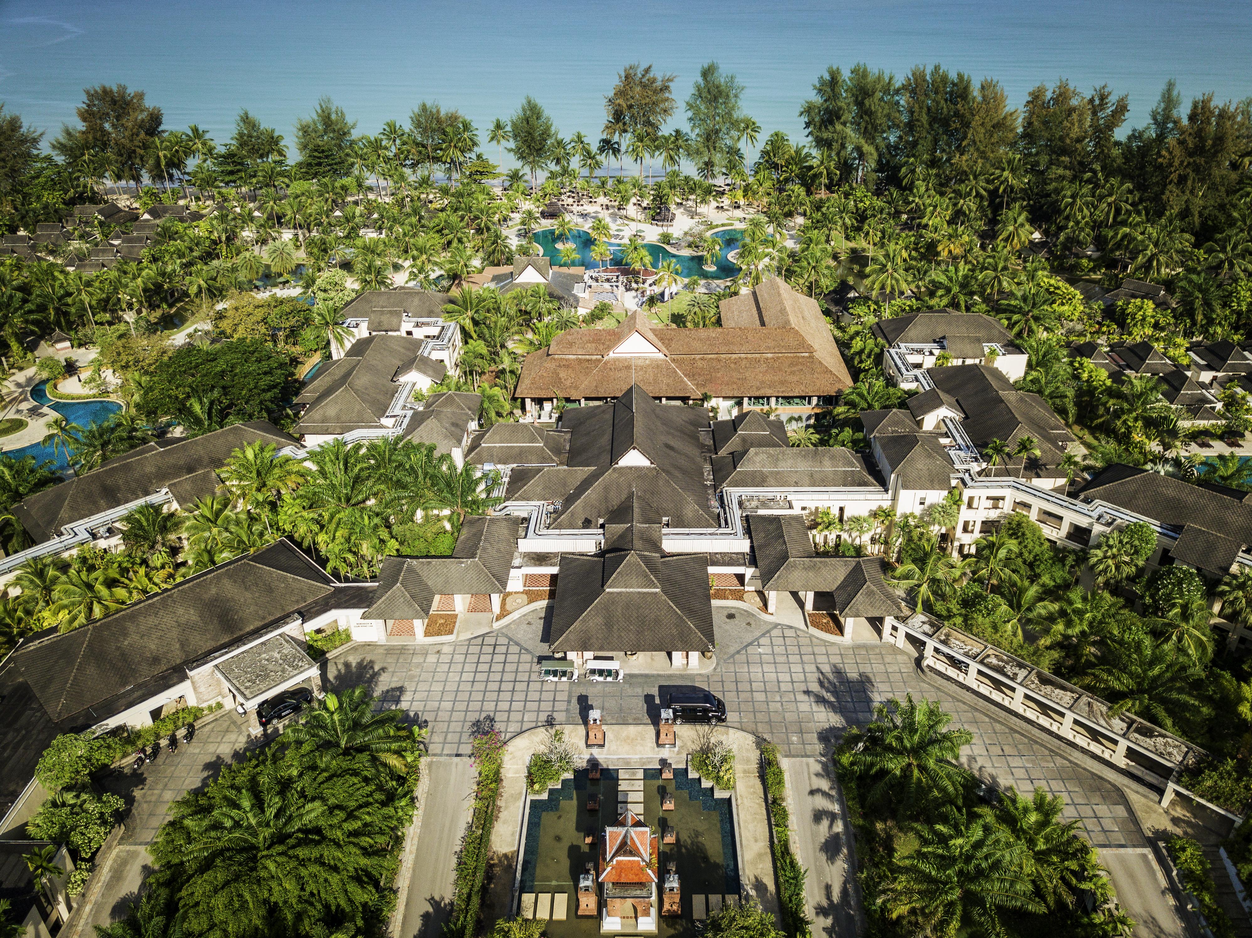 Robinson Khao Lak Hotell Exteriör bild