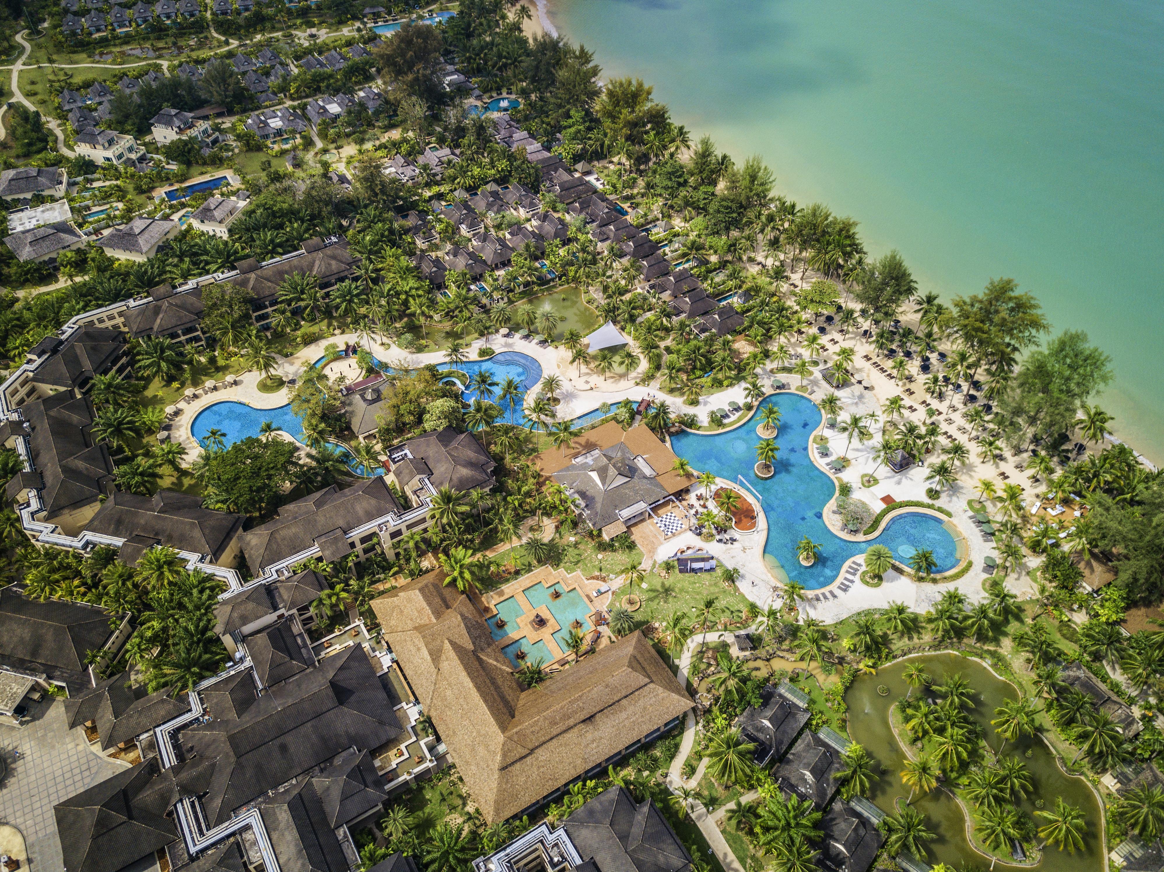 Robinson Khao Lak Hotell Exteriör bild