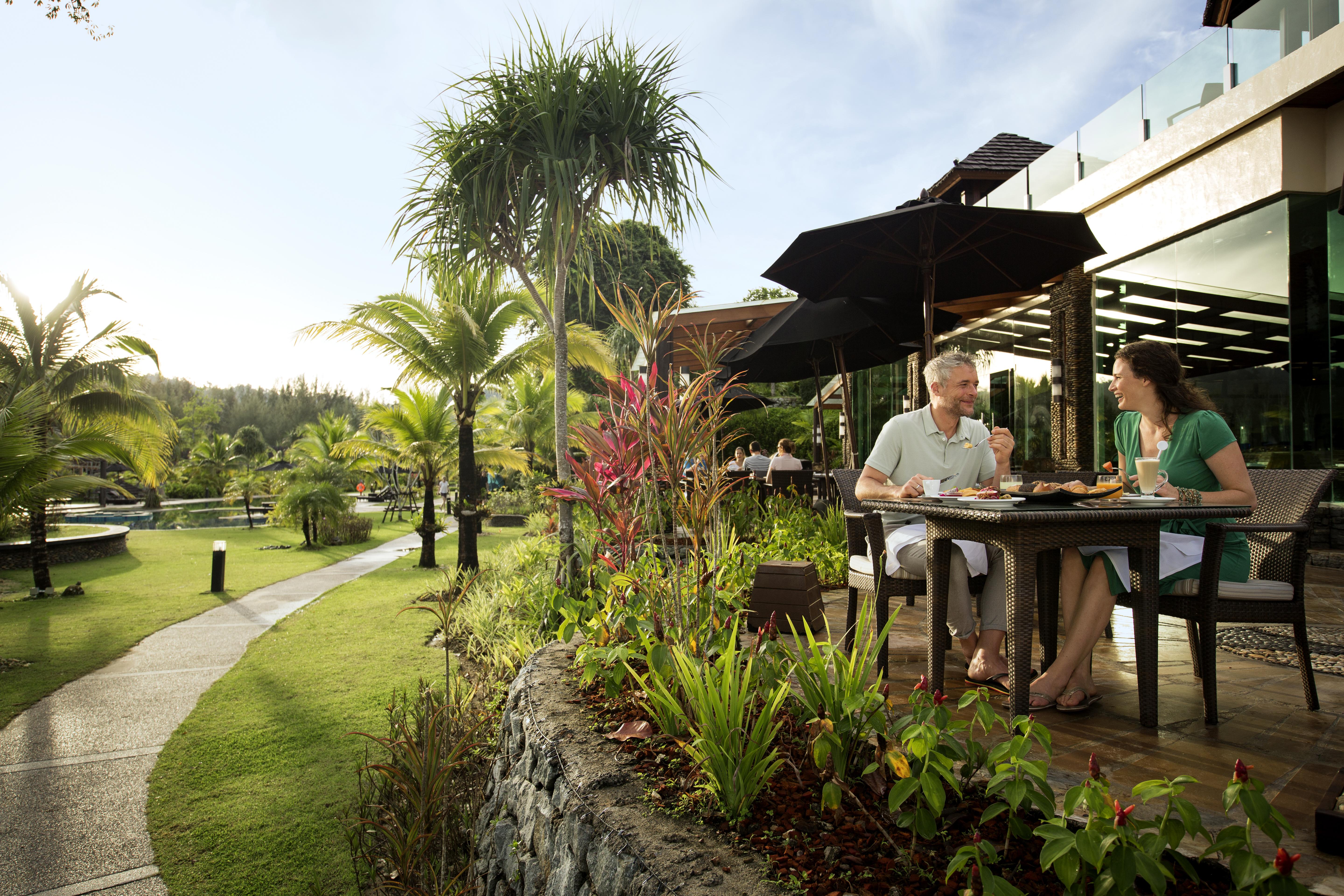 Robinson Khao Lak Hotell Exteriör bild