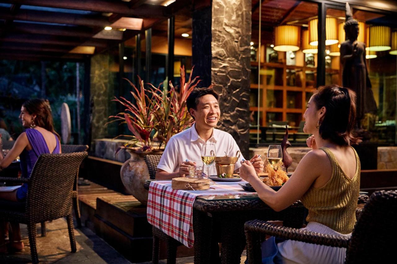 Robinson Khao Lak Hotell Exteriör bild
