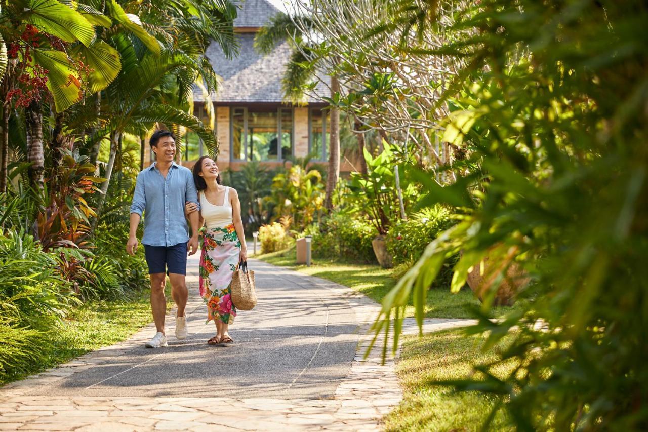 Robinson Khao Lak Hotell Exteriör bild