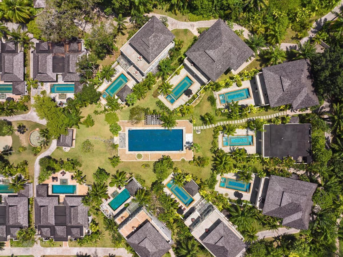 Robinson Khao Lak Hotell Exteriör bild
